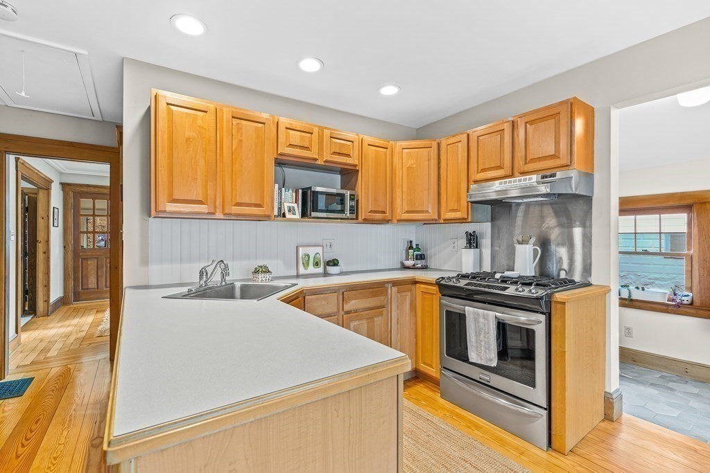 38 Burnham Road Andover, MA 01810 - Photo 23 of 35 Gallery Image 23