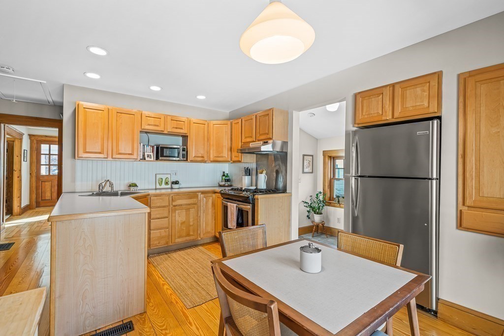 38 Burnham Road Andover, MA 01810 - Photo 25 of 35 Gallery Image 25