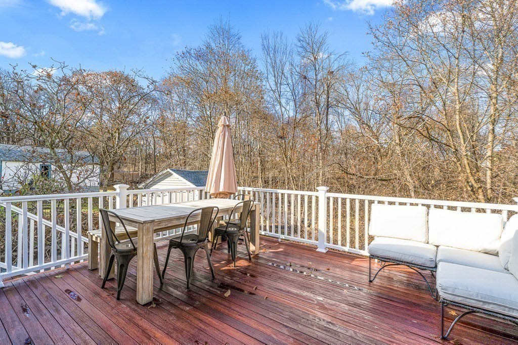 38 Burnham Road Andover, MA 01810 - Photo 31 of 35 Gallery Image 31