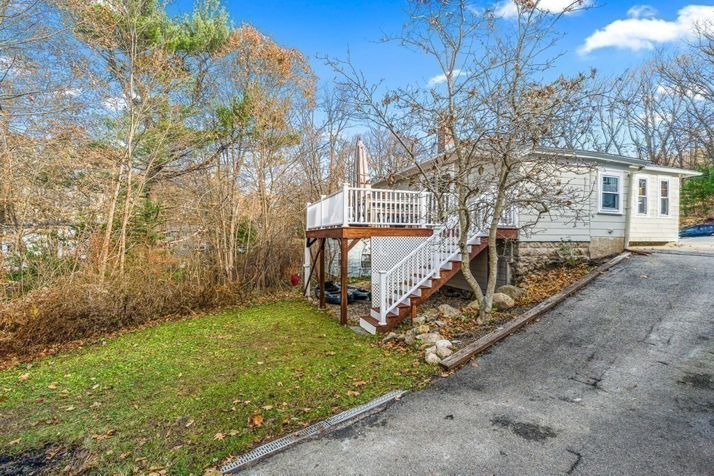 38 Burnham Road Andover, MA 01810 - Photo 32 of 35 Gallery Image 32