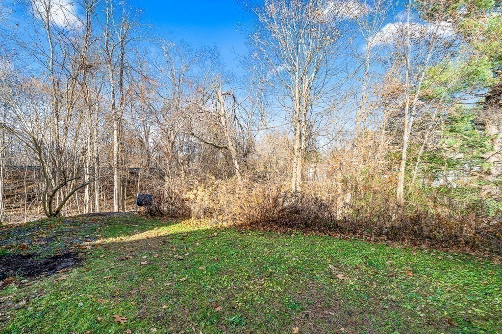 38 Burnham Road Andover, MA 01810 - Photo 34 of 35 Gallery Image 34
