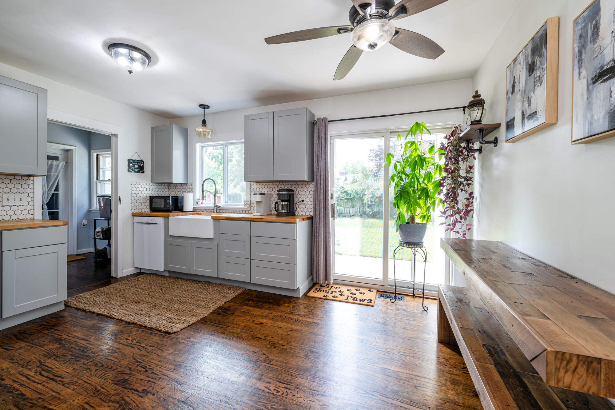 612 Montezuma Road Benton Harbor, MI 49022 - Photo 7 of 22 Montezuma-107