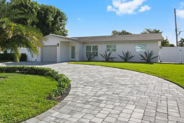 $6,000 | 2798 Northeast 2nd Avenue, Boca Raton, FL 33431