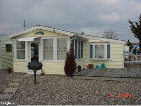 25 West Raritan Drive Tuckerton, NJ 08087 - Photo 2 of 10 Gallery Image 2