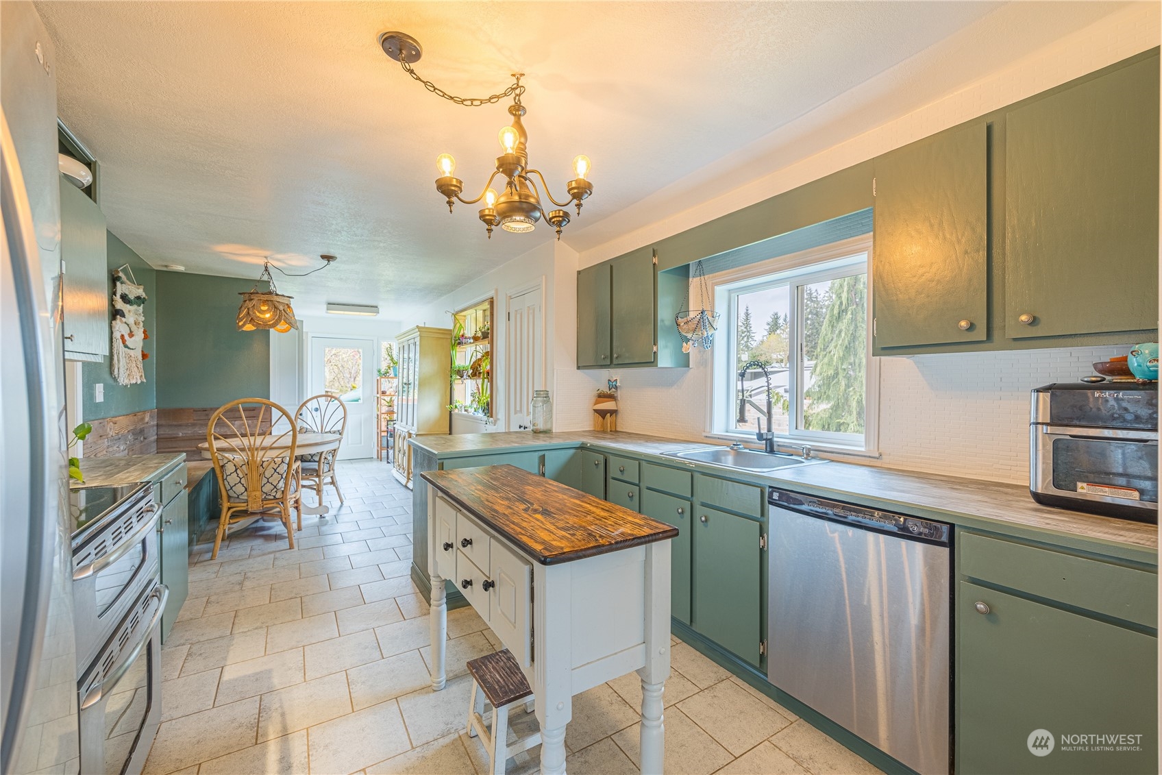 584 Mt Pleasant Road Port Angeles, WA 98362 - Photo 13 of 29 Gallery Image 13