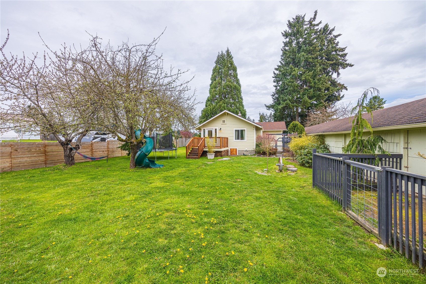 584 Mt Pleasant Road Port Angeles, WA 98362 - Photo 23 of 29 Gallery Image 23