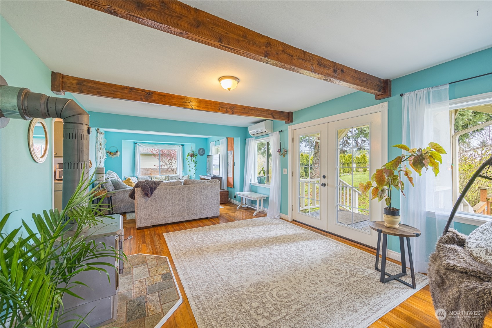 584 Mt Pleasant Road Port Angeles, WA 98362 - Photo 4 of 29 Gallery Image 4