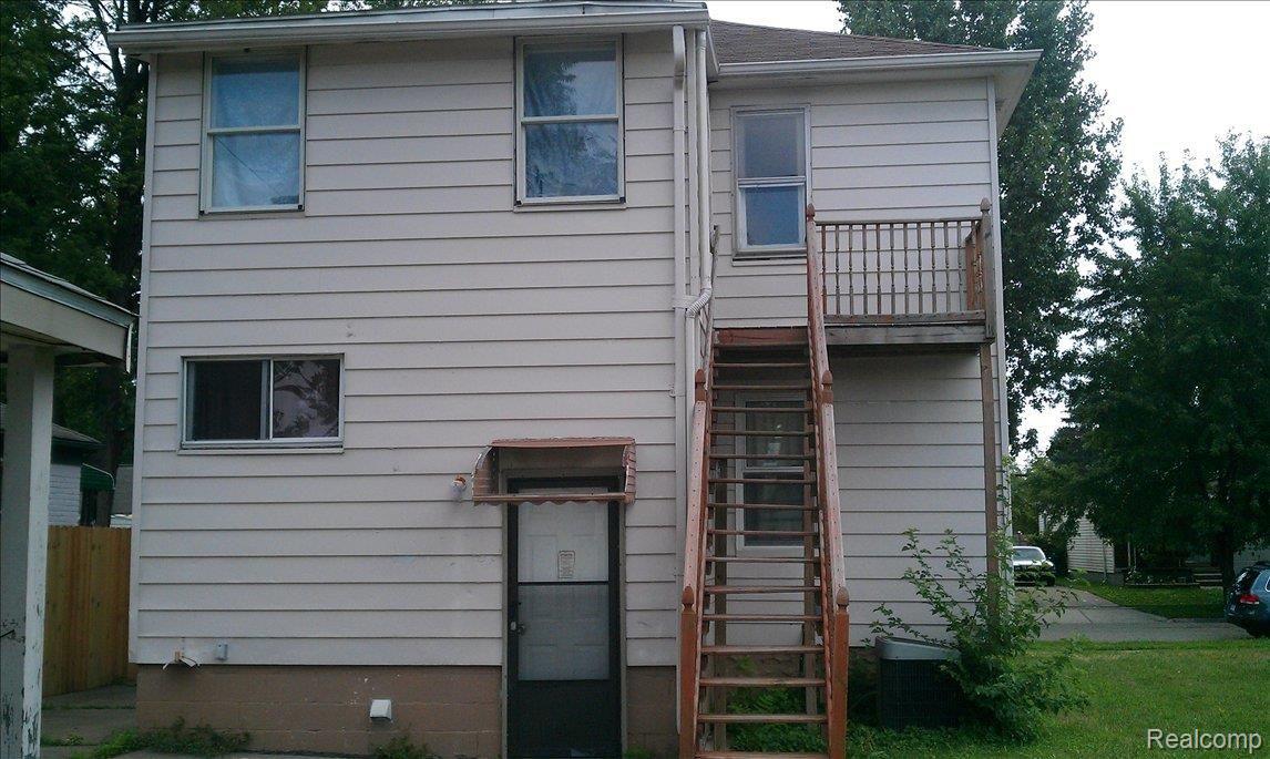 17645 Reed Street Melvindale, MI 48122 - Photo 4 of 10 REAR