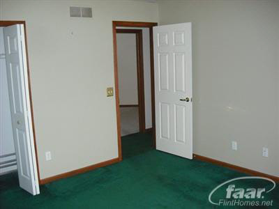 3319 Luce Road Flushing, MI 48433 - Photo 20 of 25 20234542-19.JPG