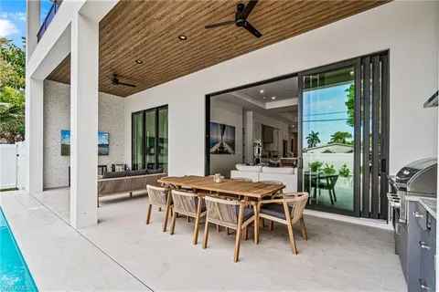 a view of an outdoor space with seating area