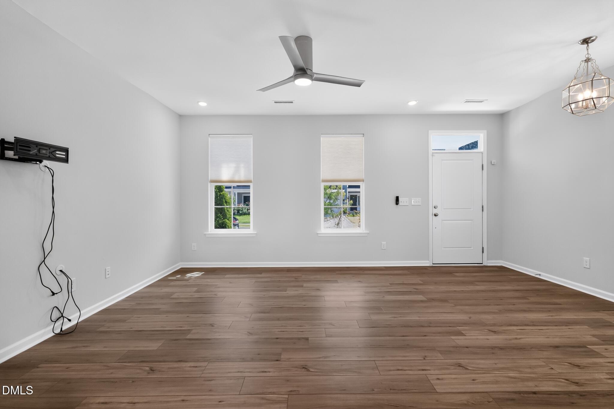 5932 Conly Drive Raleigh, NC 27603 - Photo 6 of 20 07_5932_Conly_Dr-Living_room-_179