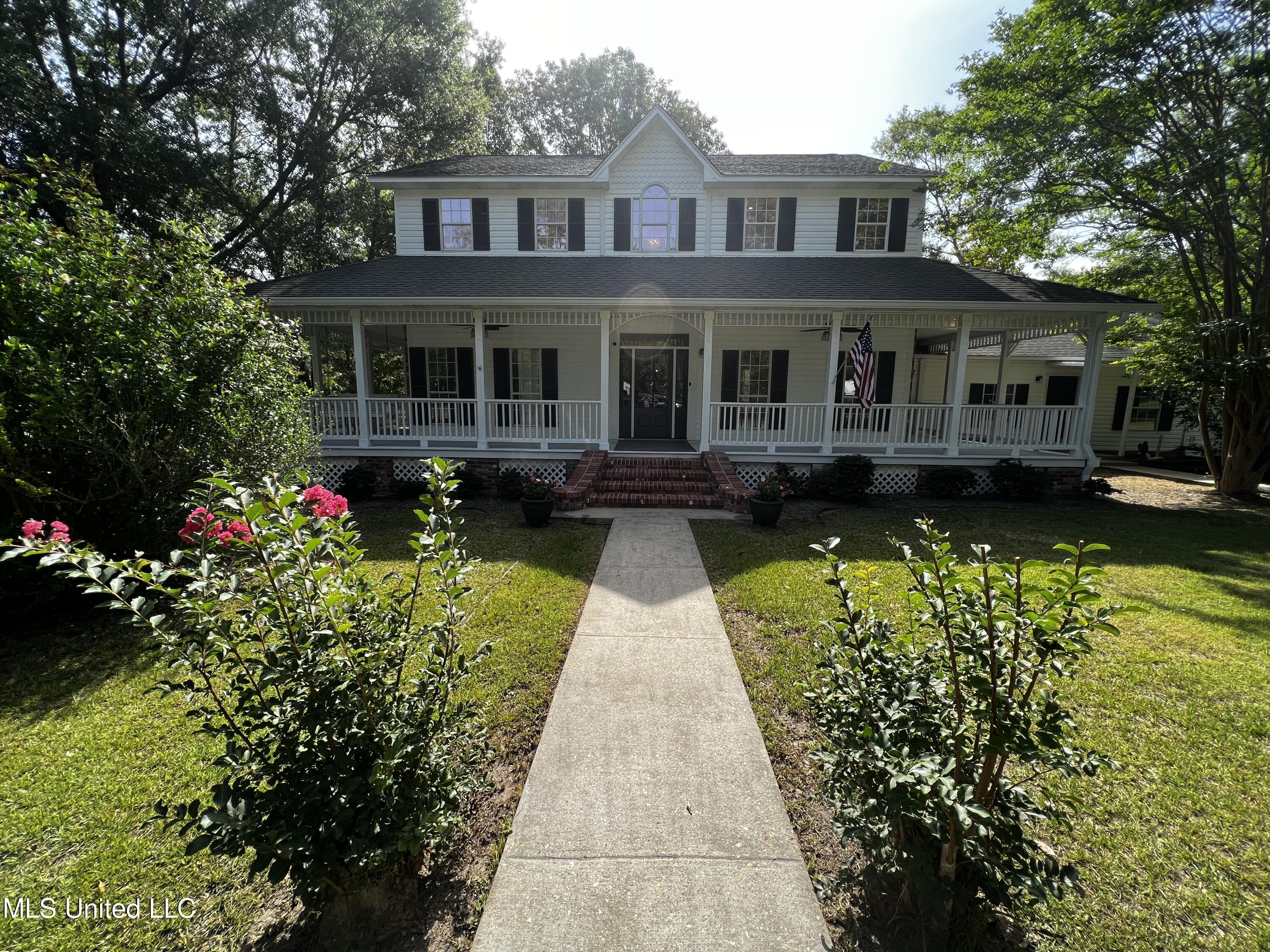 13700 Mt Pleasant Road Vancleave, MS 39565 - Photo 2 of 37 IMG_4188