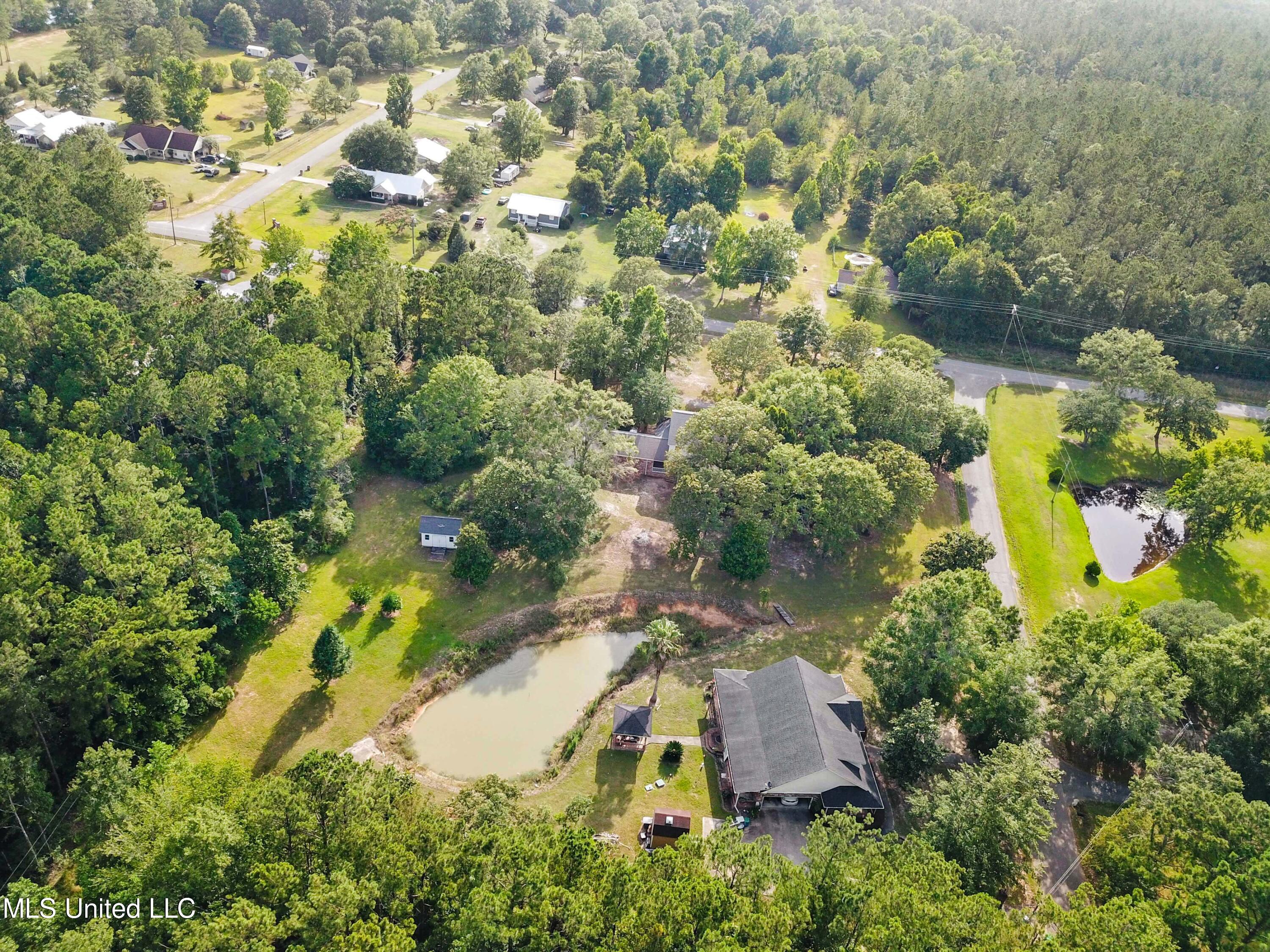 13700 Mt Pleasant Road Vancleave, MS 39565 - Photo 36 of 37 042