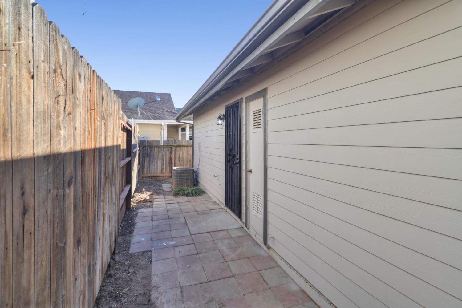 4150 Vowell Street Sacramento, CA 95838 - Photo 30 of 33