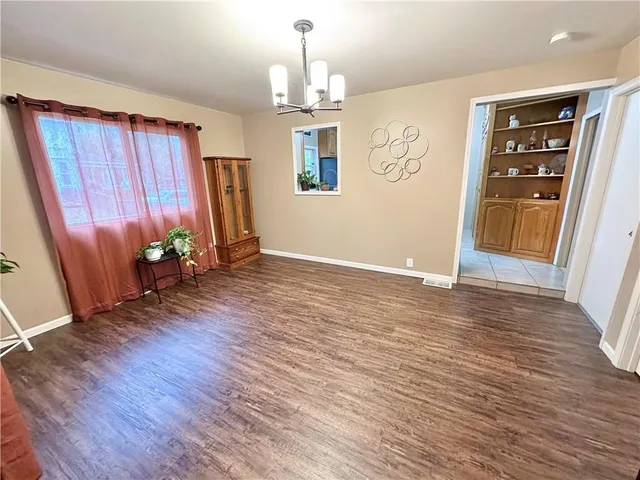 $249,900 | 202 North Maple Street, Butler, MO 64730