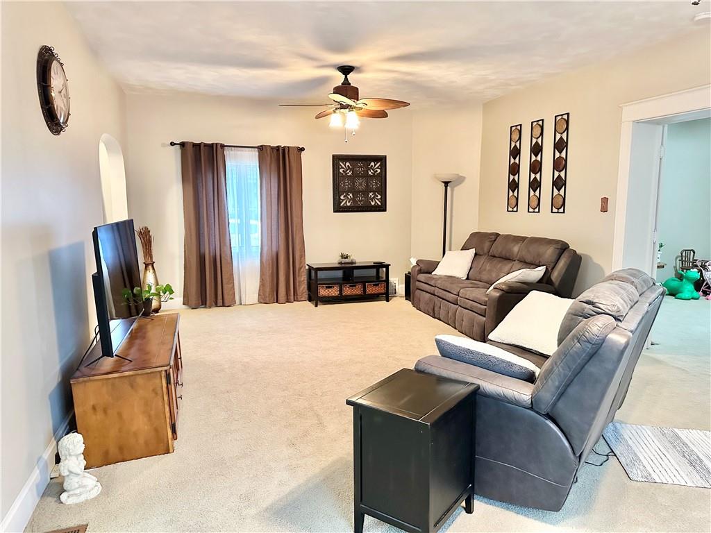 202 North Maple Street Butler, MO 64730 - Photo 3 of 45