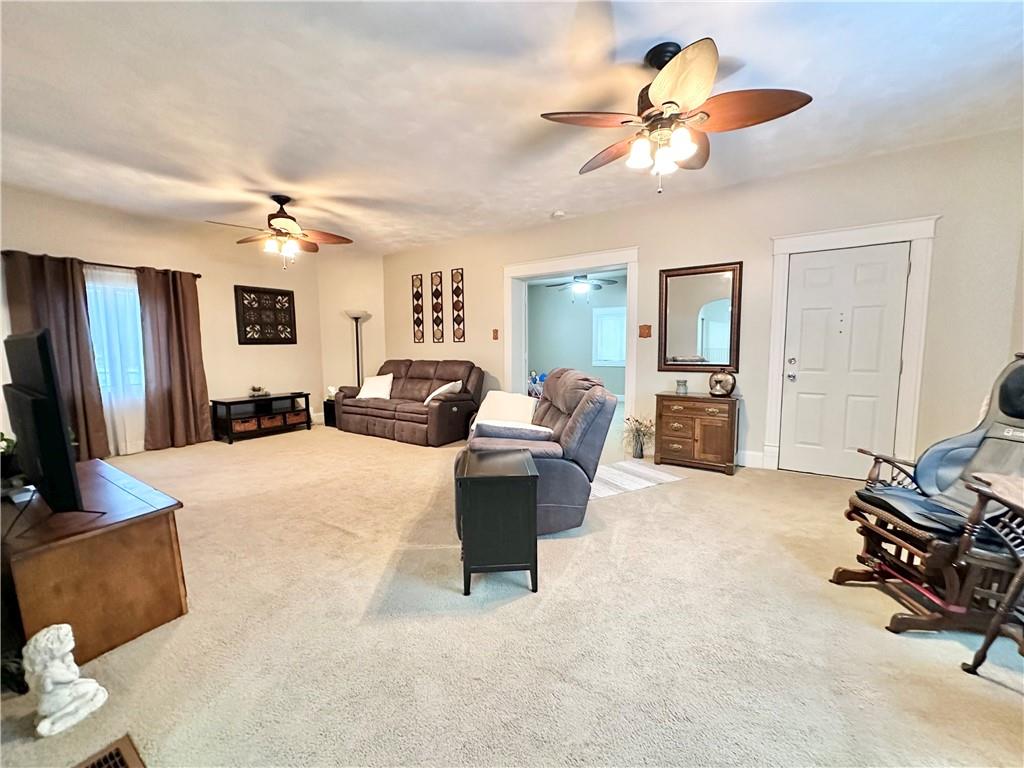 202 North Maple Street Butler, MO 64730 - Photo 4 of 45