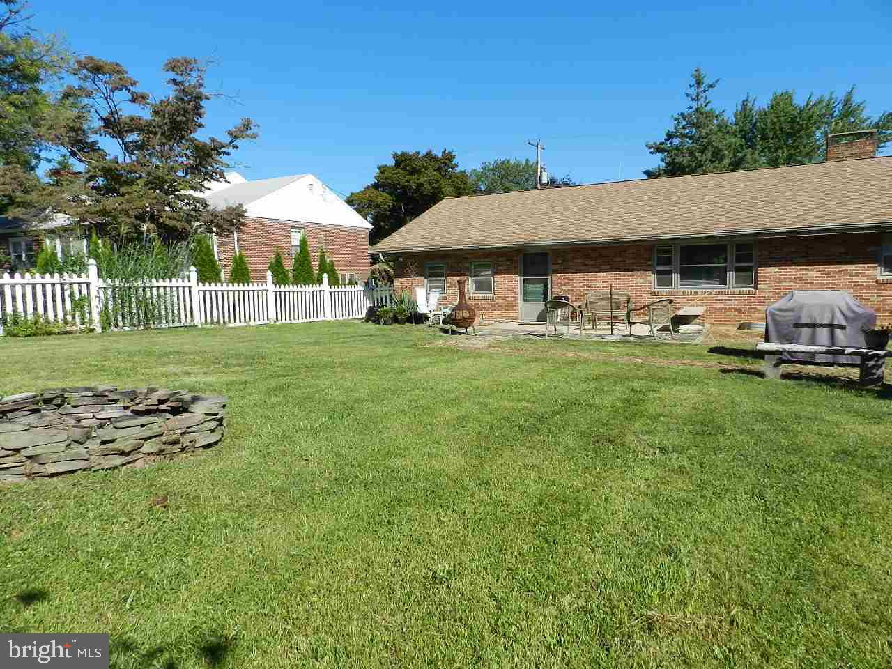 2974 East Prospect Road York, PA 17402 - Photo 2 of 25 Gallery Image 2