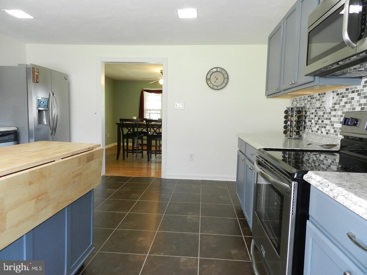2974 East Prospect Road York, PA 17402 - Photo 3 of 25 Gallery Image 3