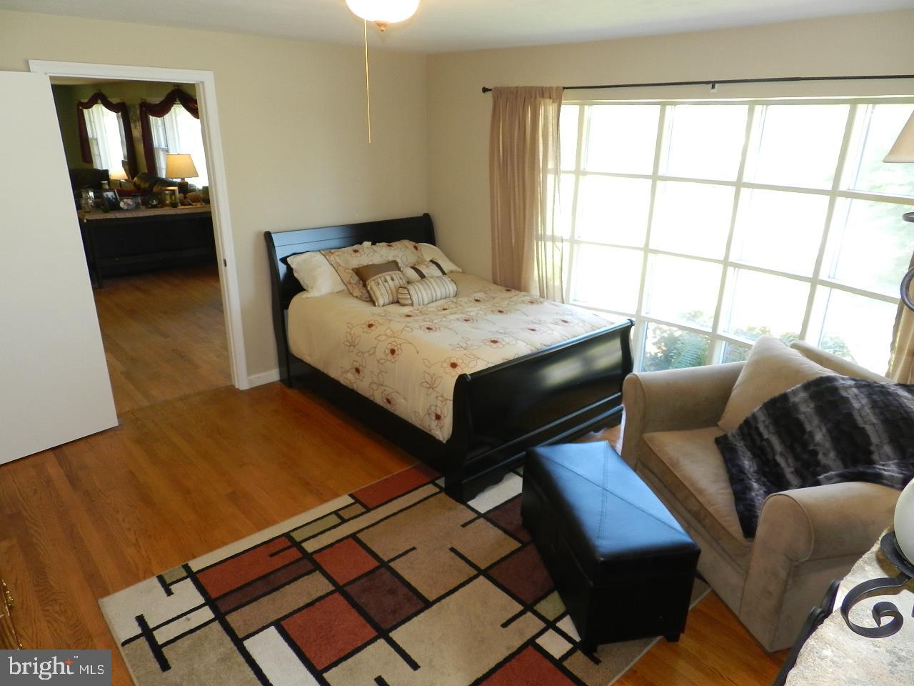 2974 East Prospect Road York, PA 17402 - Photo 6 of 25 Gallery Image 6