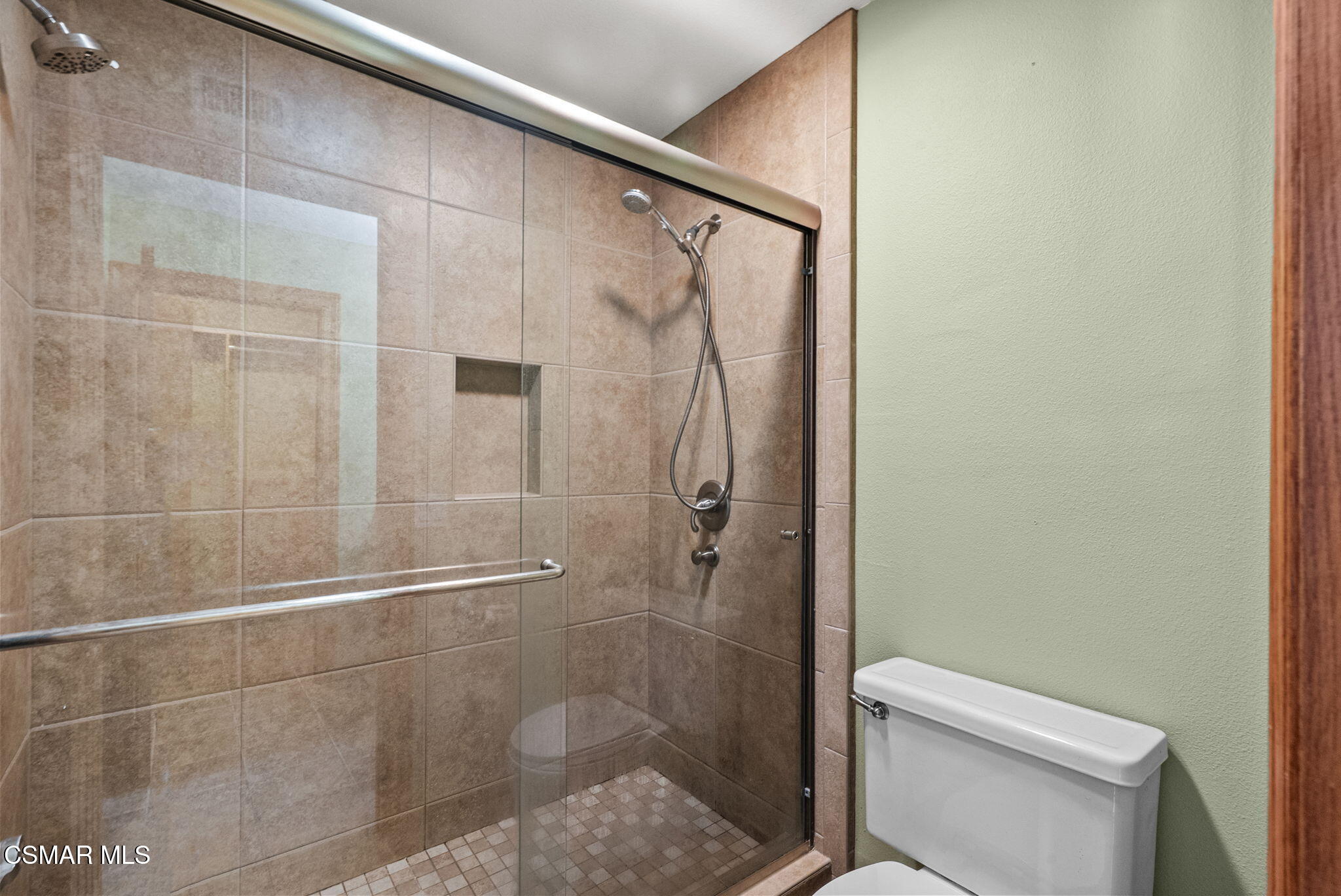 6435 Hazel Circle Simi Valley, CA 93063 - Photo 42 of 55 a bathroom with a shower a toilet and a sink