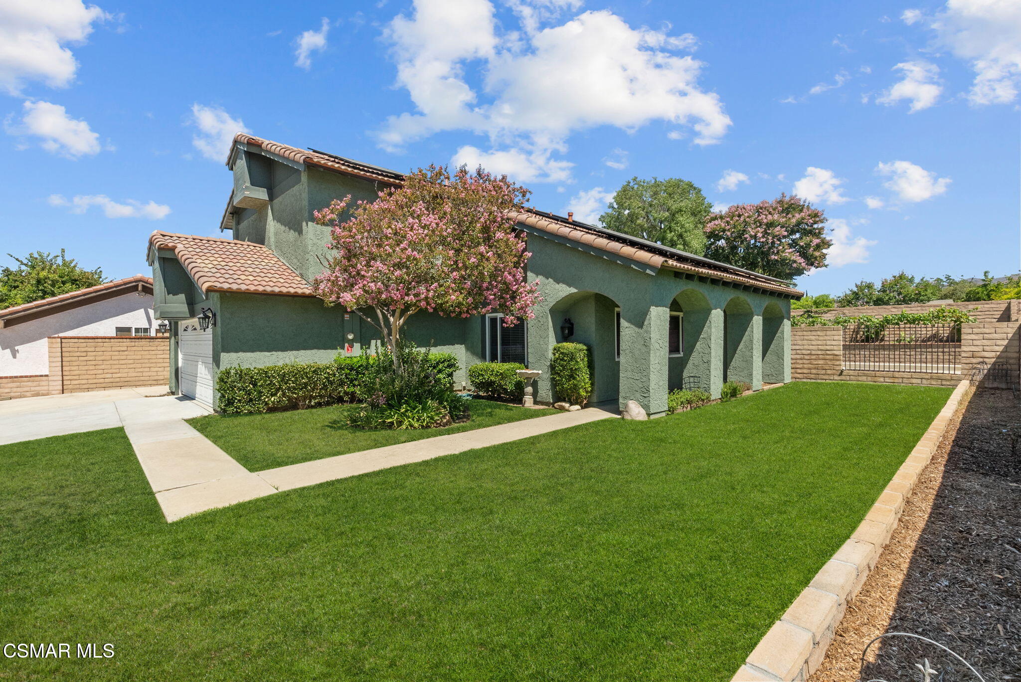 6435 Hazel Circle Simi Valley, CA 93063 - Photo 54 of 55 front view of a house with a yard