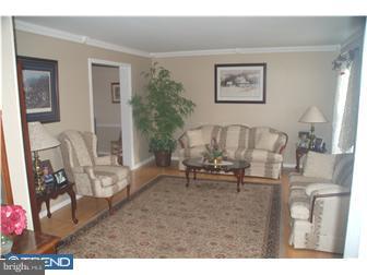 63 Winter Road Holland, PA 18966 - Photo 3 of 12 Living Room
