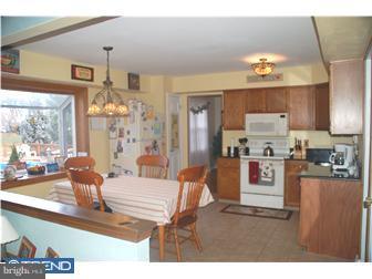 63 Winter Road Holland, PA 18966 - Photo 5 of 12 Kitchen