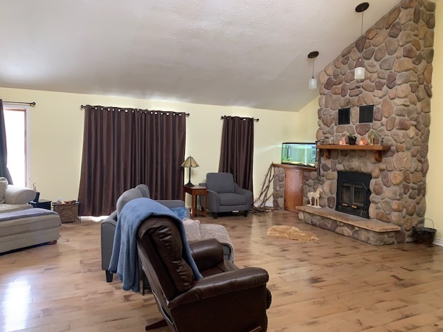 14473 East Hemstock Road Rochelle, IL 61068 - Photo 2 of 31