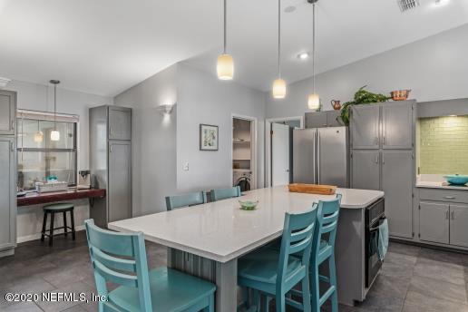 511 West River Road Palatka, FL 32177 - Photo 5 of 32 Large Kitchen