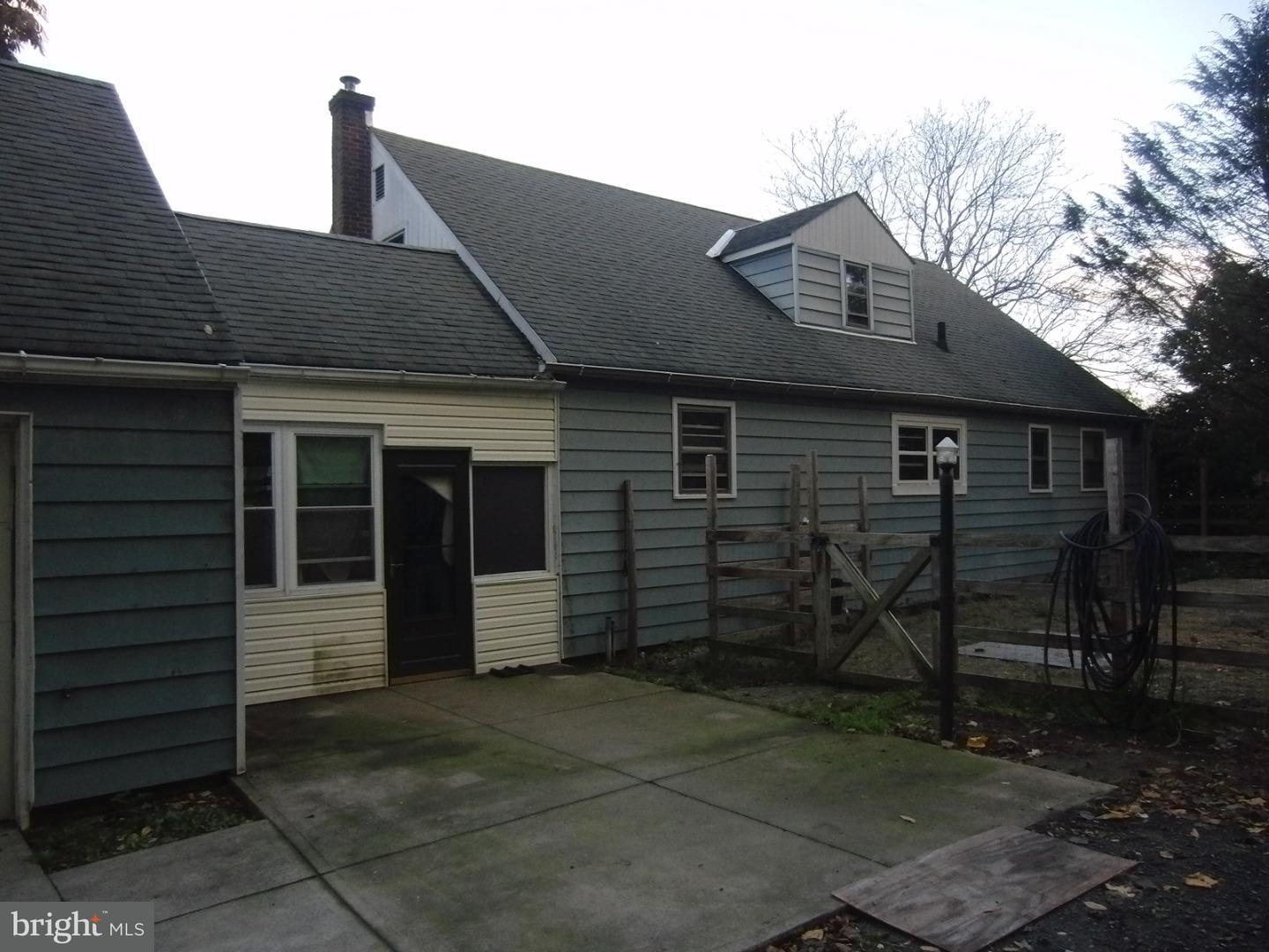 4821 Shimerville Road Emmaus, PA 18049 - Photo 3 of 8 Gallery Image 3