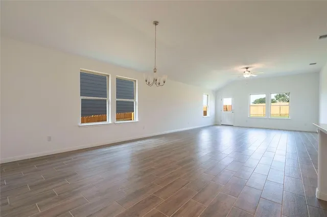 $2,400 | 113 Caterpillar Lane, Georgetown, TX 78628