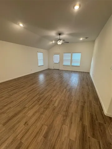 $2,400 | 113 Caterpillar Lane, Georgetown, TX 78628