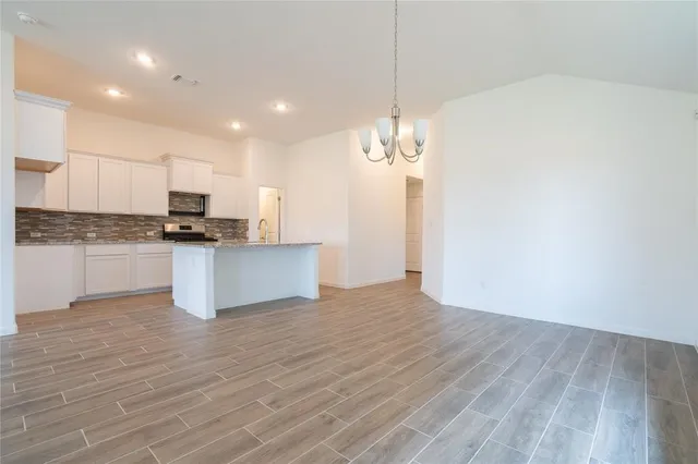 $2,400 | 113 Caterpillar Lane, Georgetown, TX 78628