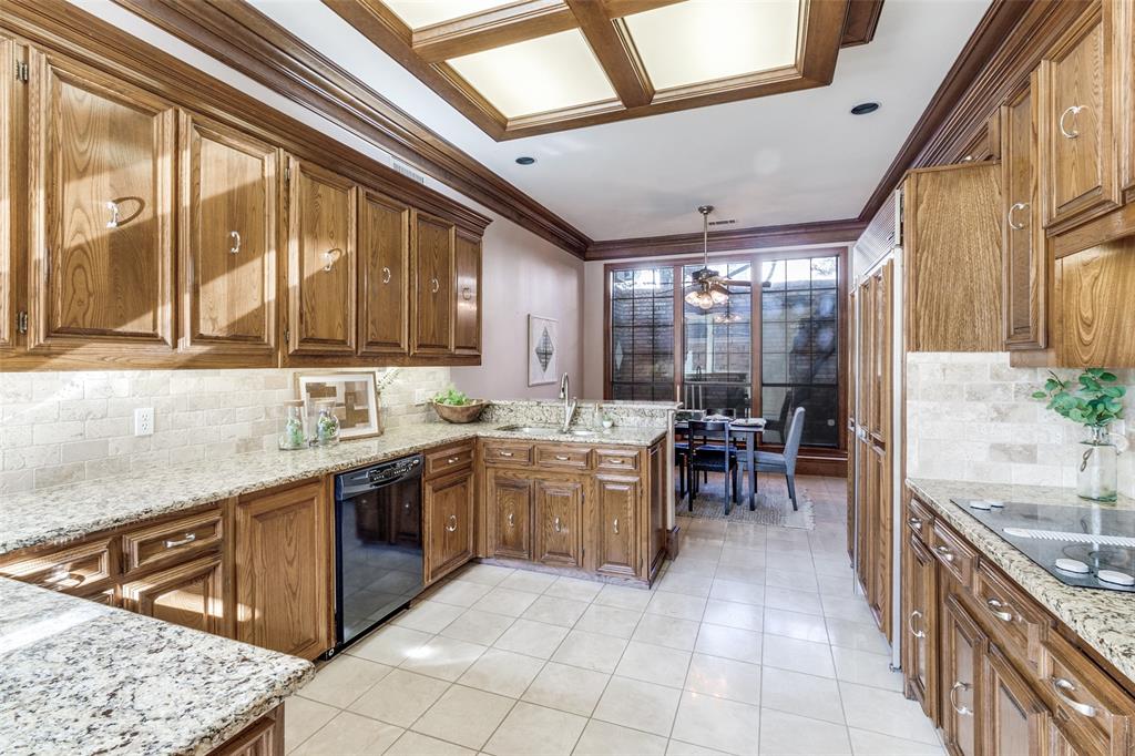 7155 Helsem Bend Circle Dallas, TX 75230 - Photo 8 of 25