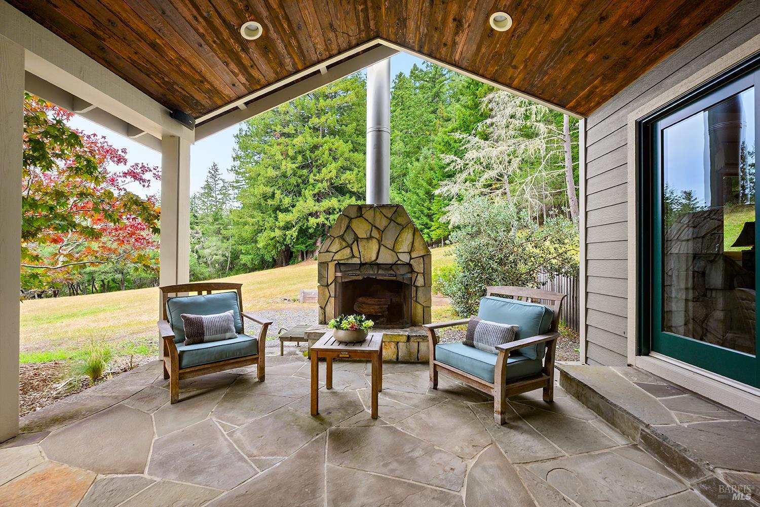 2585 Marra Road Occidental, CA 95465 - Photo 21 of 58
