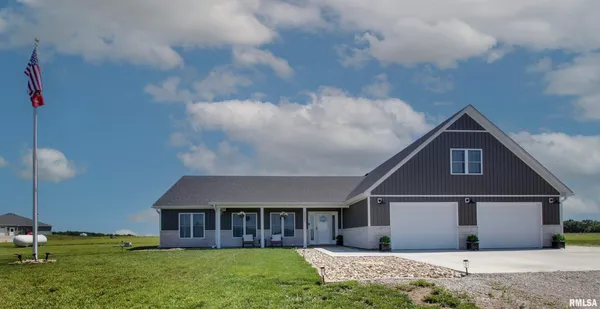 $499,900 | 55550 Lone Cedar Trail, New London, MO 63459