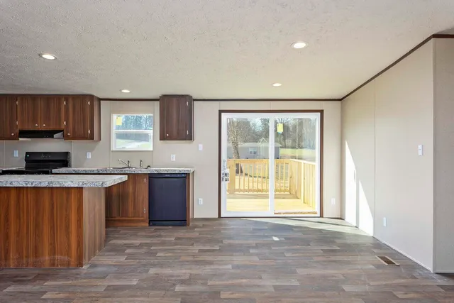 $229,900 | 166 Meadow Lawn Drive, Englewood, TN 37329