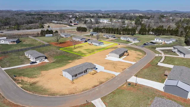 $229,900 | 166 Meadow Lawn Drive, Englewood, TN 37329