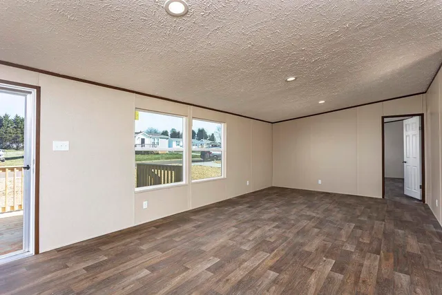 $229,900 | 166 Meadow Lawn Drive, Englewood, TN 37329