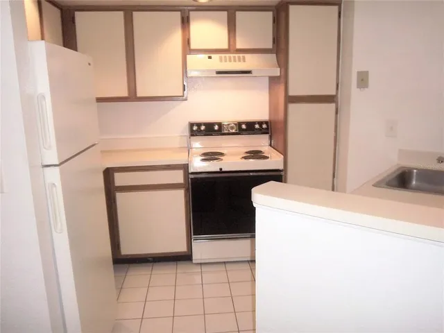 $1,200 | 4606 Commander Drive, Unit 1113, Orlando, FL 32822