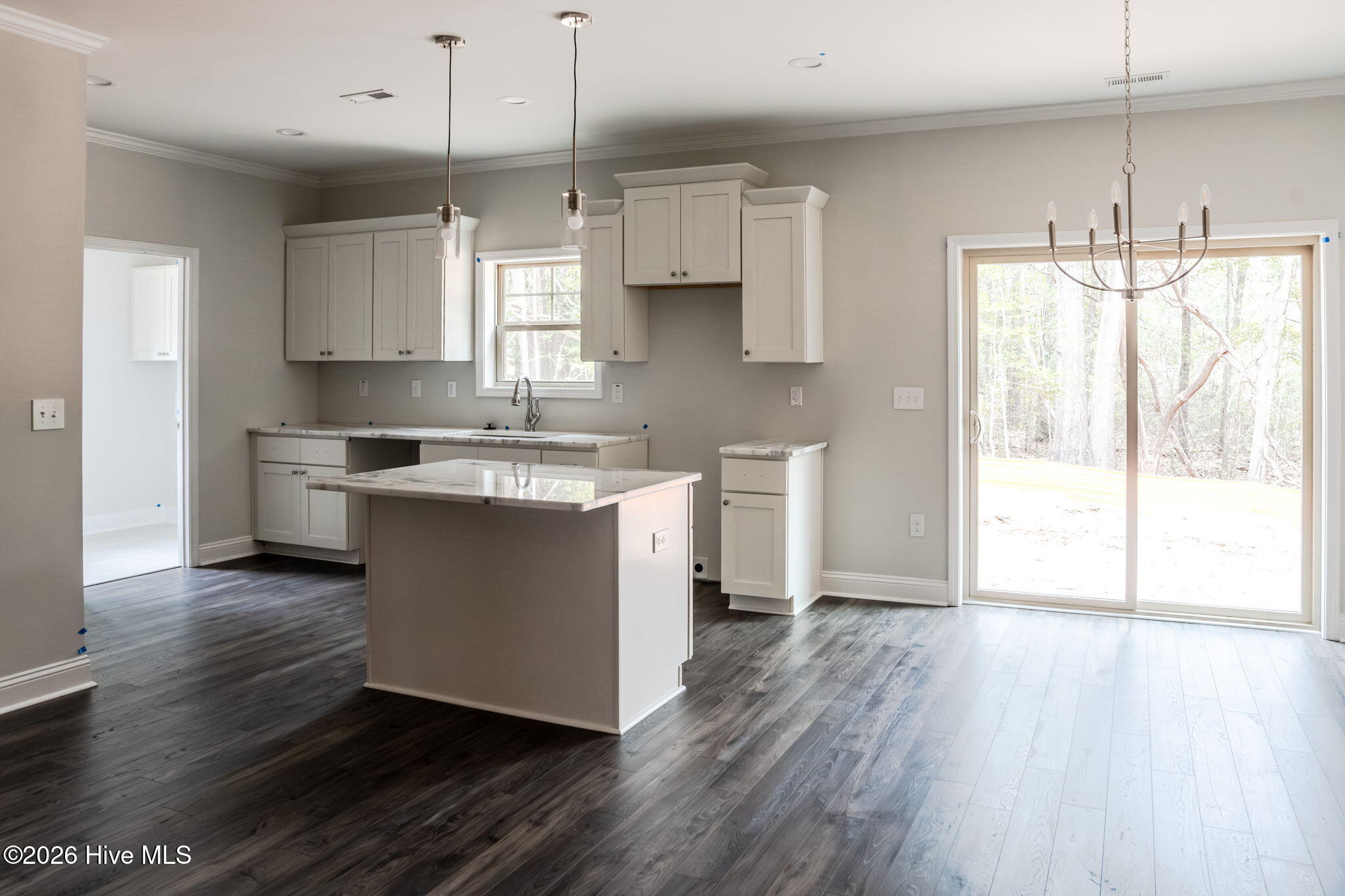 229 Telluride Court Aberdeen, NC 28315 - Photo 13 of 42 TELLURIDE LOT 06 - "Colston"