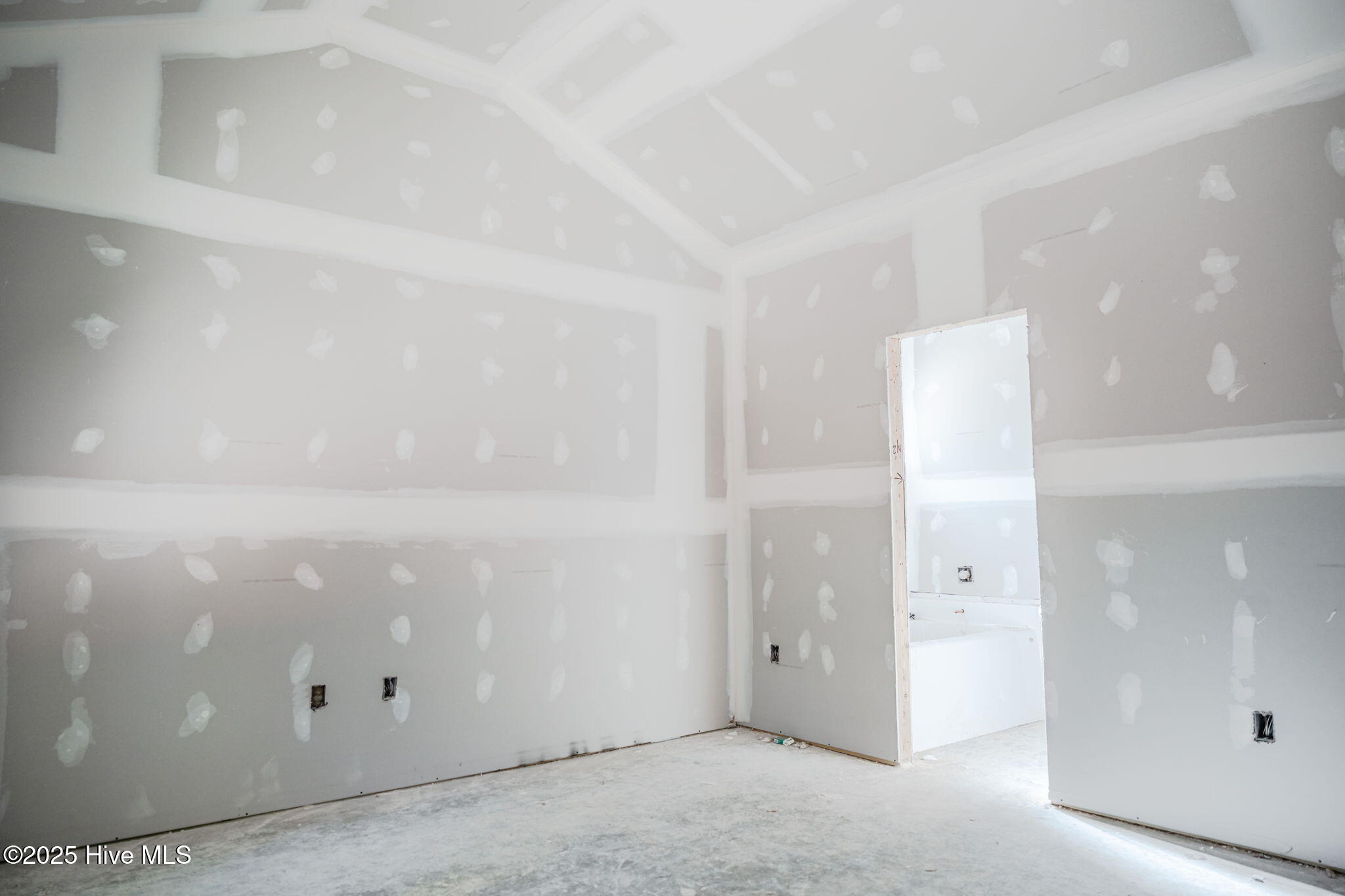 229 Telluride Court Aberdeen, NC 28315 - Photo 19 of 29 TELLURIDE LOT 06 - "Colston"