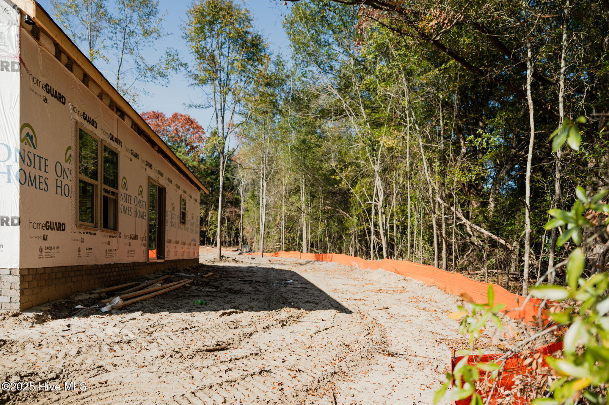 229 Telluride Court Aberdeen, NC 28315 - Photo 7 of 29 TELLURIDE LOT 06 - "Colston"