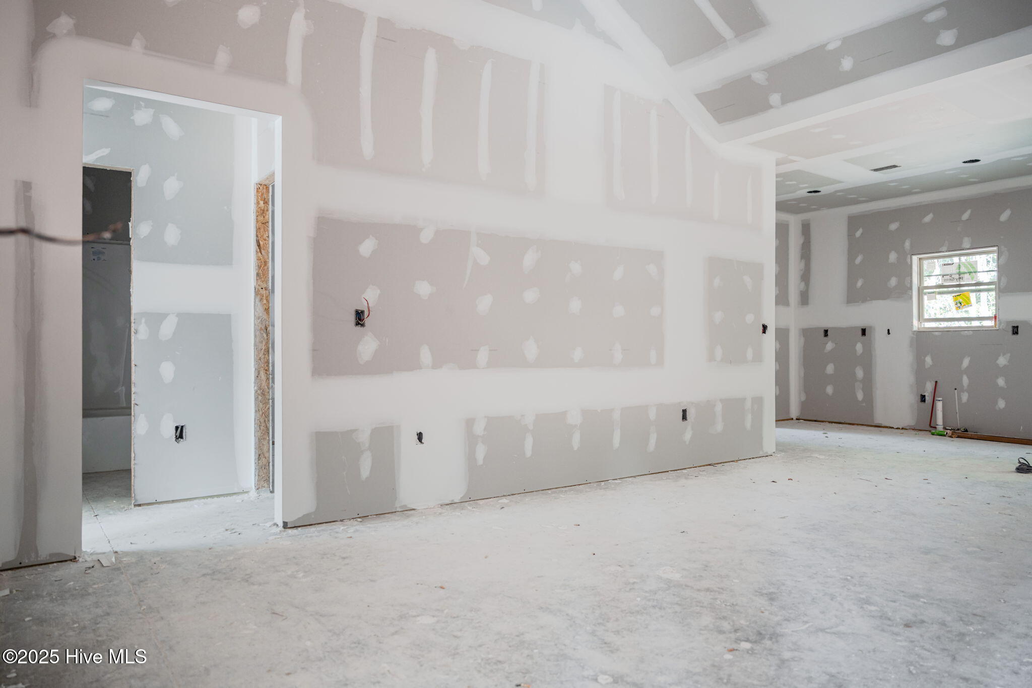 229 Telluride Court Aberdeen, NC 28315 - Photo 10 of 29 TELLURIDE LOT 06 - "Colston"