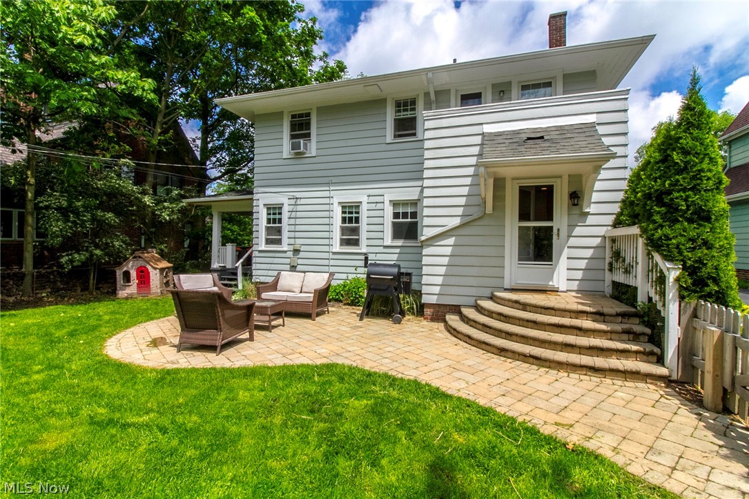 3046 Scarborough Road Cleveland, OH 44118 - Photo 2 of 27