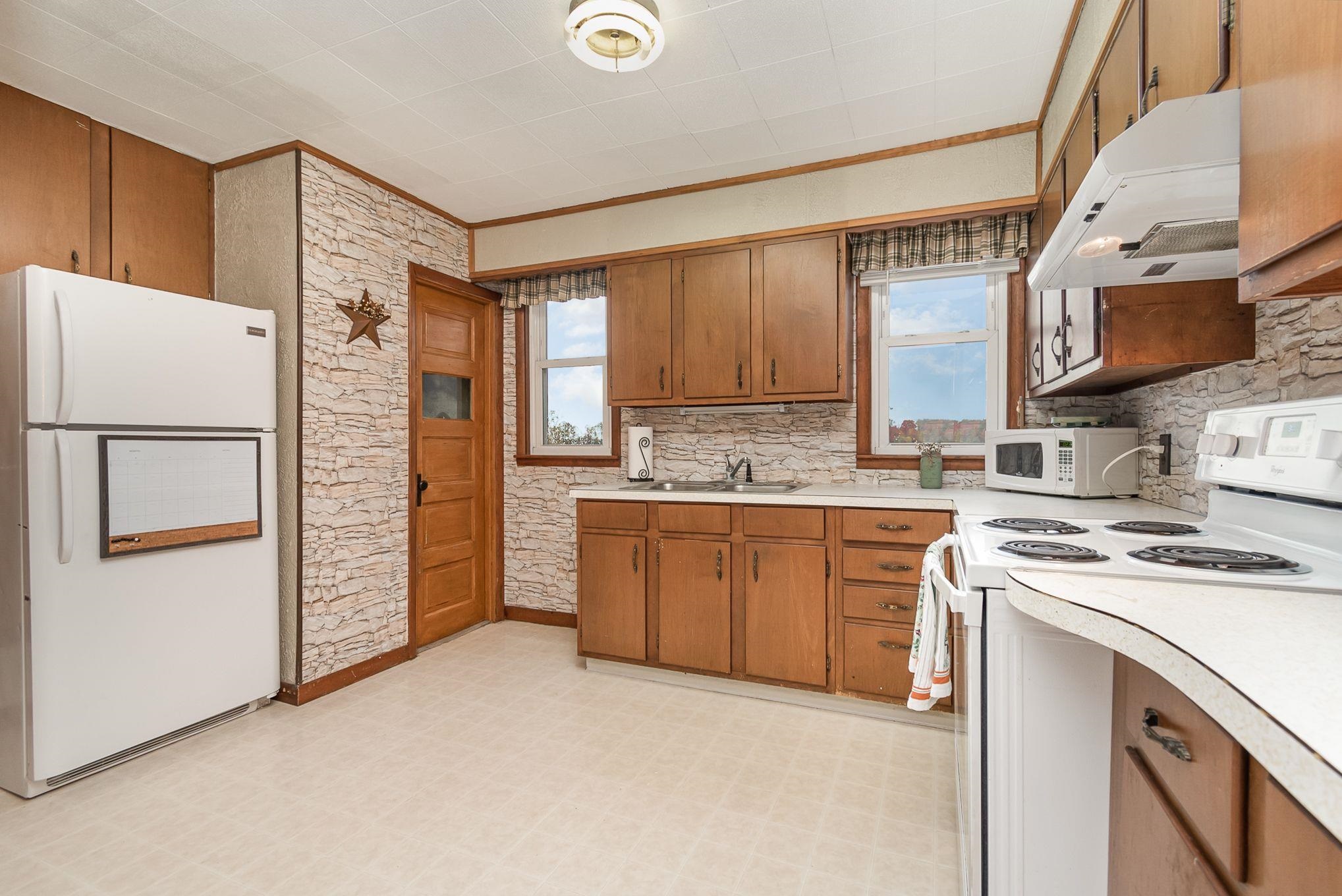 3465 North Jerome Road Alma, MI 48801 - Photo 8 of 25