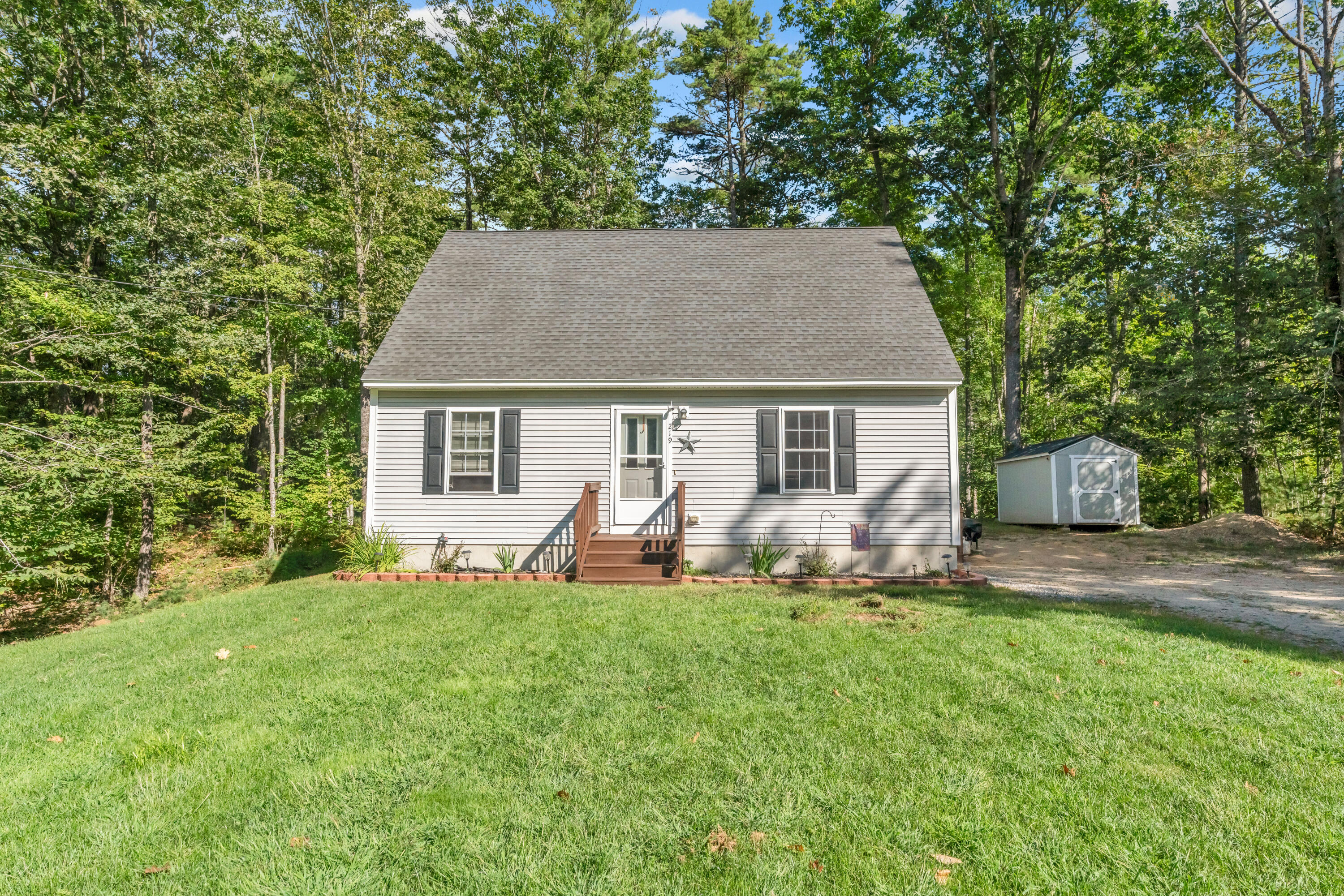 219 Old Portland Road North Waterboro, ME 04061 - Photo 3 of 29 _DSC0996
