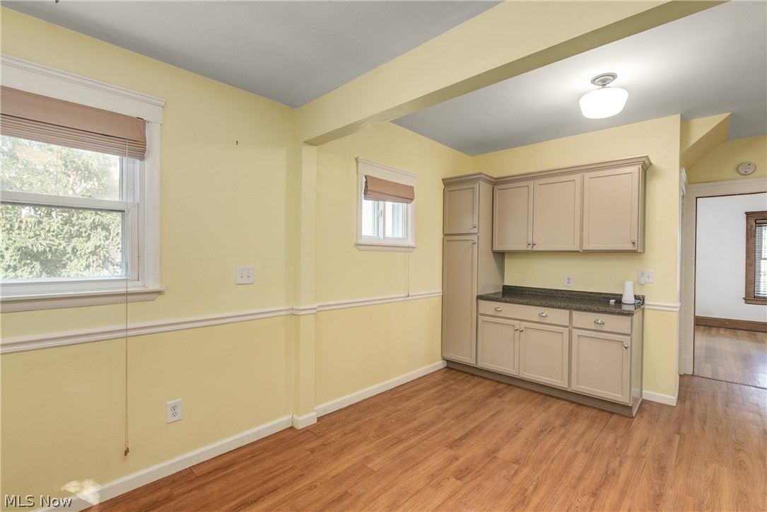 10135 Baltic Road Cleveland, OH 44102 - Photo 14 of 29 Gallery Image 14