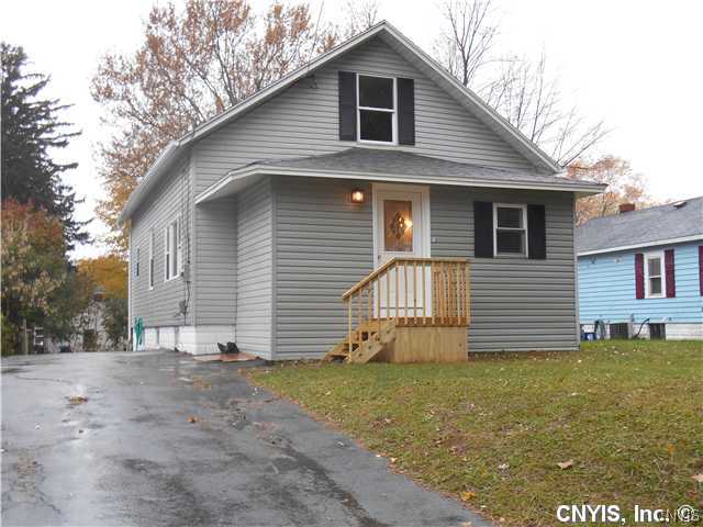 211 Boston Road Salina, NY 13211 - Photo 1 of 1 Exterior Front